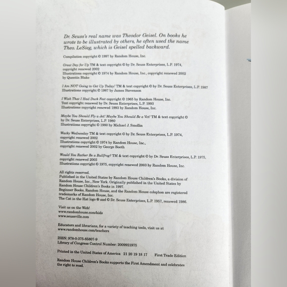 The Big Green Book of Beginner Books by Dr. Seuss - Picture 5 of 6